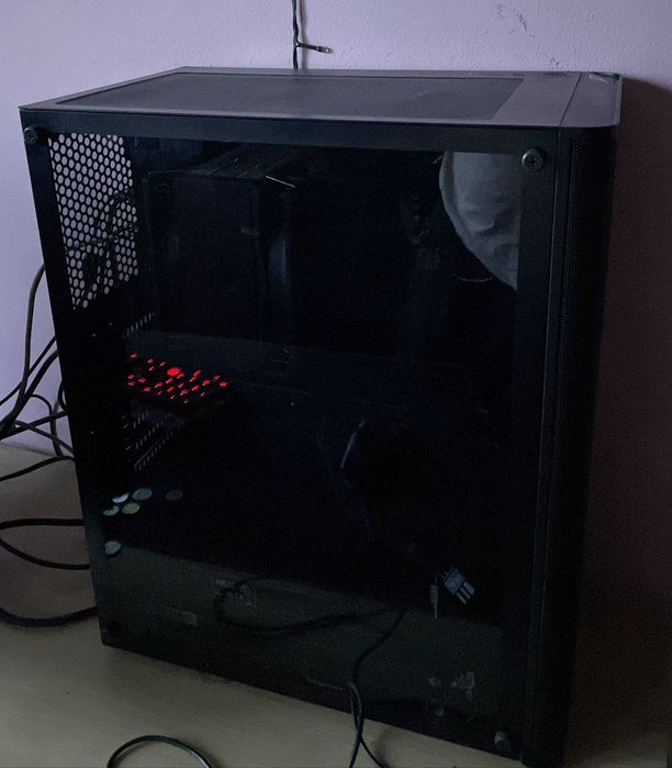 Komputer Gamingowy Ryzen 5 - 3600 AMD Radeon RX7600 32gb RAM