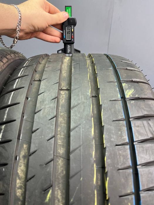 Шины БУ 255 40 235 45 R 17 Michelin pilot sport 4 Разноширокий Лето
