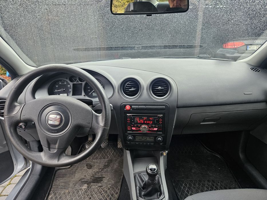 1.4B +LPG polski salon