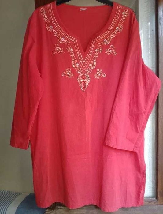 Túnica vermelha e dourada bordada, de algodão, XL
