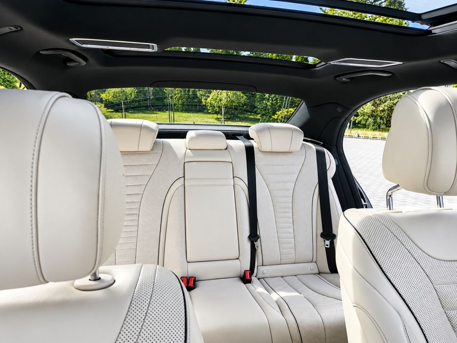 Auto do ślubu Mercedes Klasy S Limuzyna (wynajem)