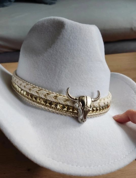 Kapelusz biały kowbojski sztywny kowboj wild west