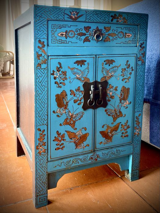 Aparador Oriental em Madeira Laqueada Azul – Estilo Chinês