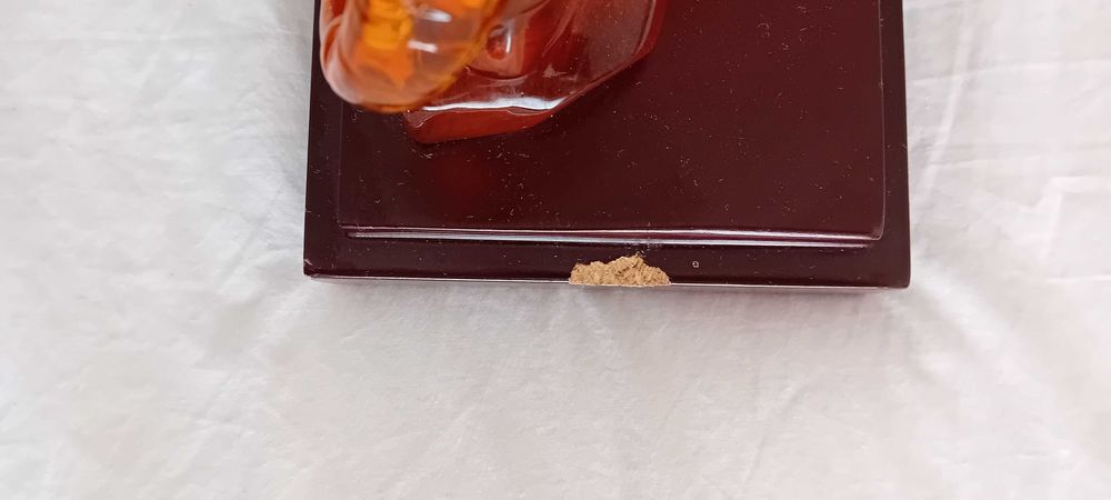 Peça Rara em Resina Tigre Crystalline Group por Tai Kwok!