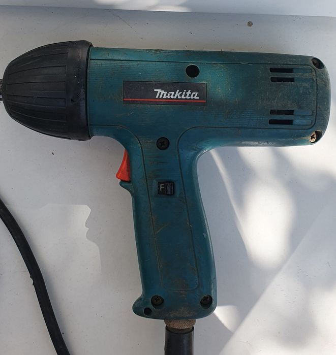 Гайковерт Makita