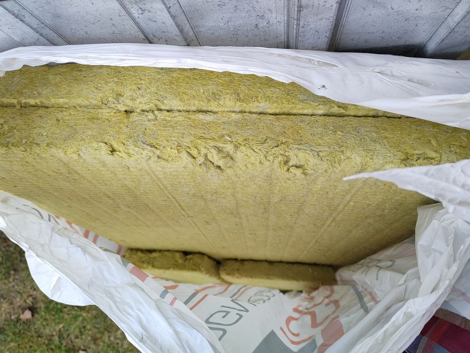 Pozostałości po budowie ISOROC ISOFAS 5 cm - 2,5 sztuki