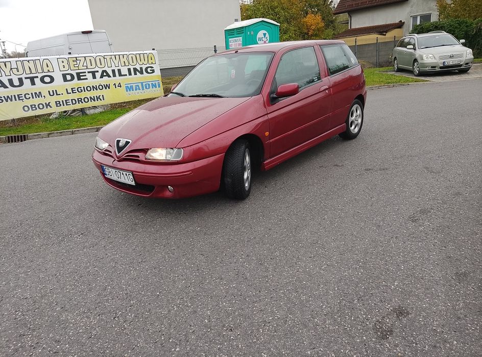 Alfa Romeo 145