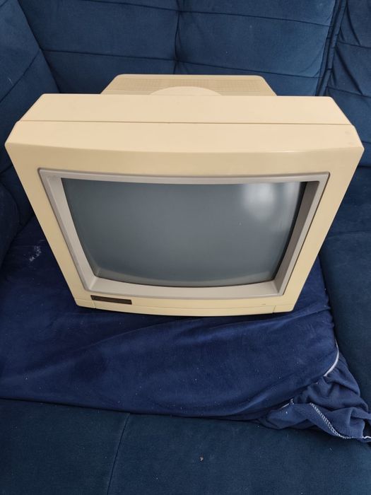 1084 S D1 Commodore Rzadki