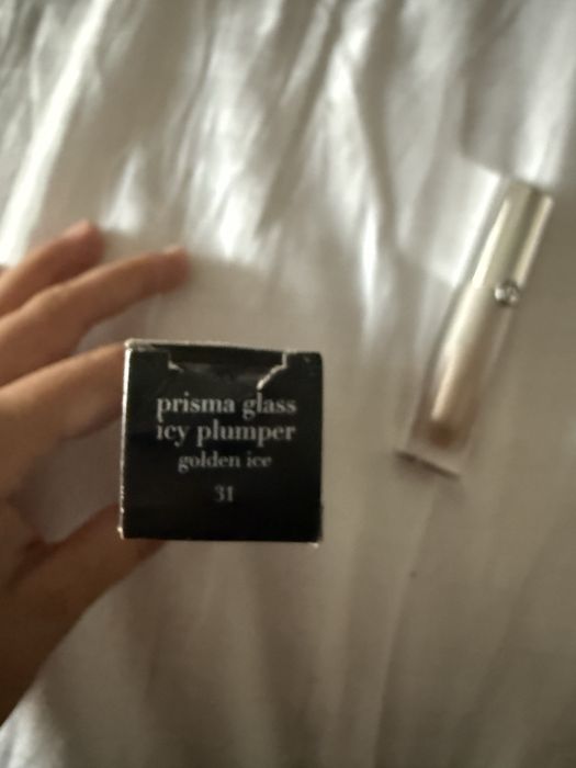Prisma Glass Icy Plumper від Giorgio Armani