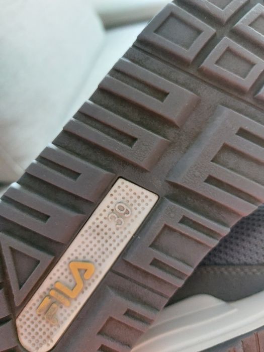Buty sportowe Fila 39