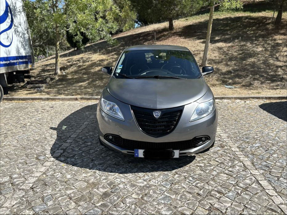Lancia Ypsilon — fotografia 3