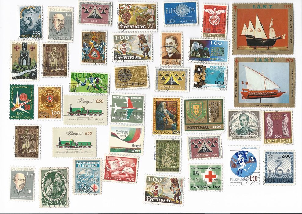 Coleção com 2373 Selos soltos de diversos países
