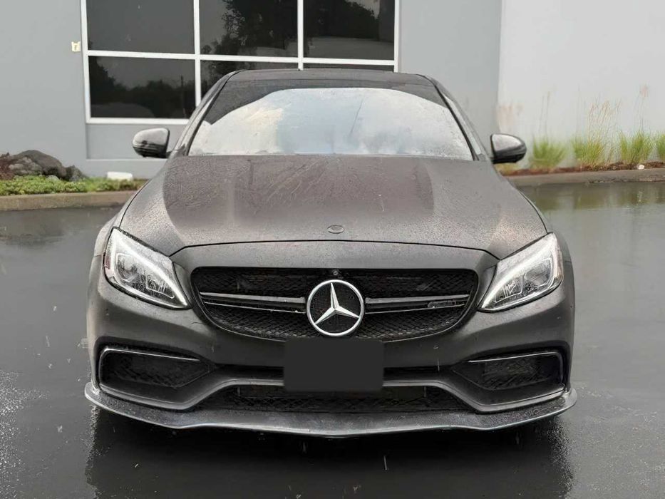 Mercedes-Benz C-Class AMG C 63 S      2017