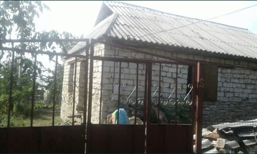 Продам дом 8*12( неоконченное строительство) приватизирован участок
