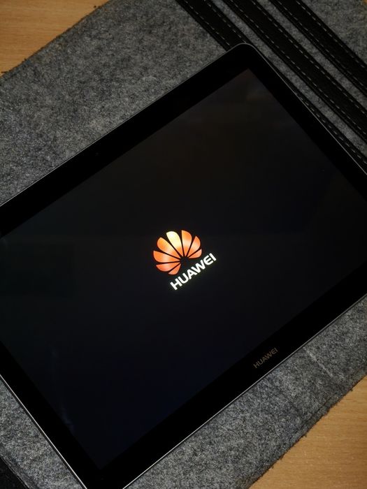 Планшет Huawei MediaPad T3 10 LTE Grey (AGS-L09)