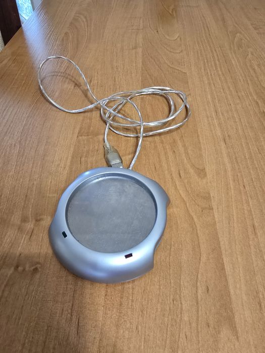 USB Hub&Warmer/4 × USB-розгалужувач із підігрівом для кухля