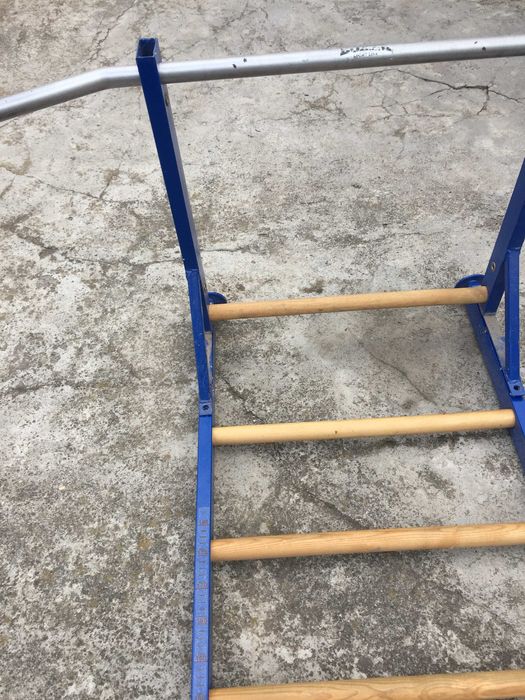 продам детский  ТРЕНАЖЕР  (шведскую стенку  в комплекте)