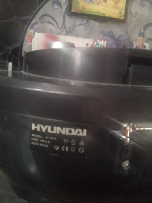 Продам музыкальный центр Hyundai