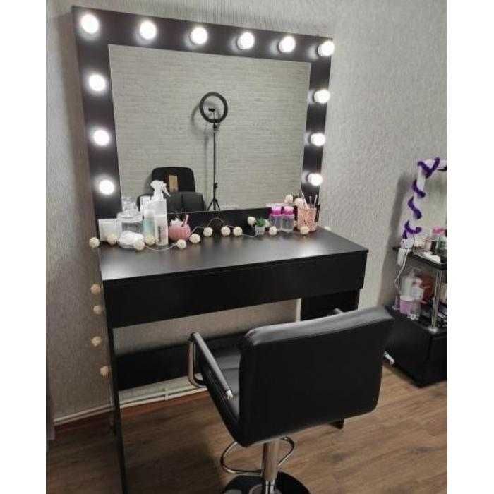 Туалетный столик с квадратным зеркалом и подсветкой 1600х800х400 мм