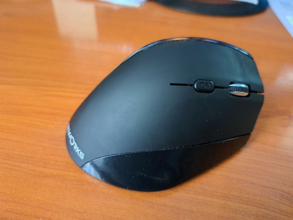 Vertical mouse i.t. works64283910337539121