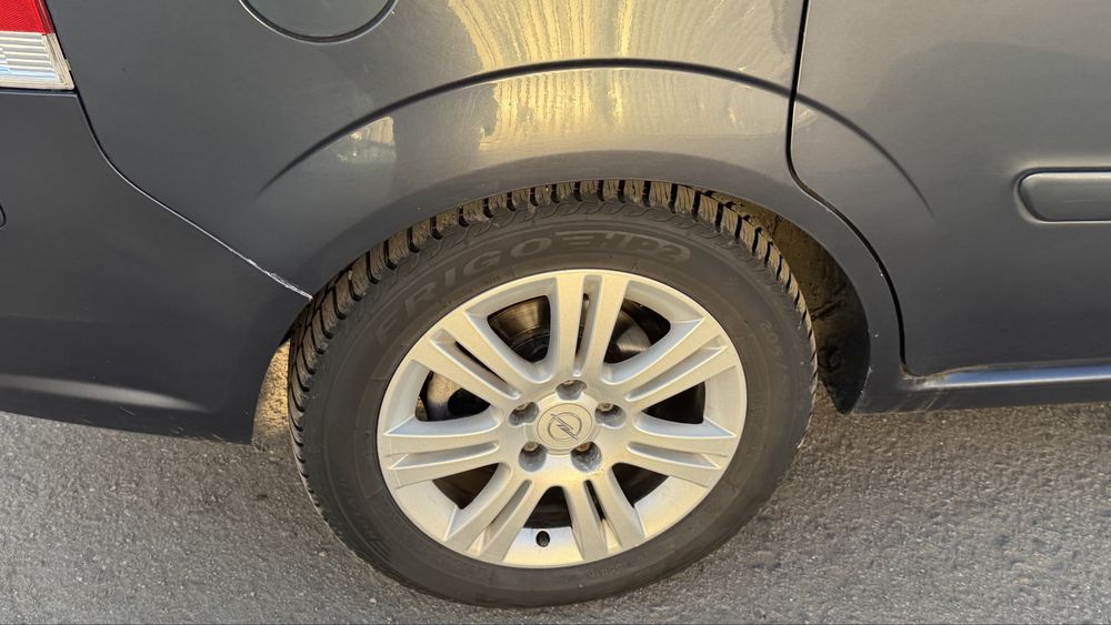 Opel Zafira 1.7 tdi 7 місць 2011р