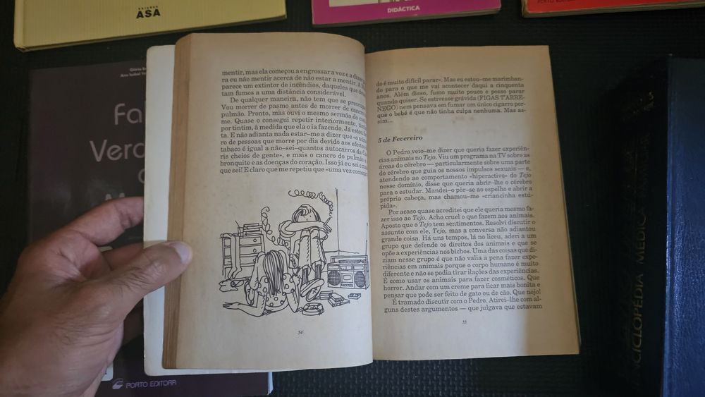 Livros de Estudo Escolar e de Saúde