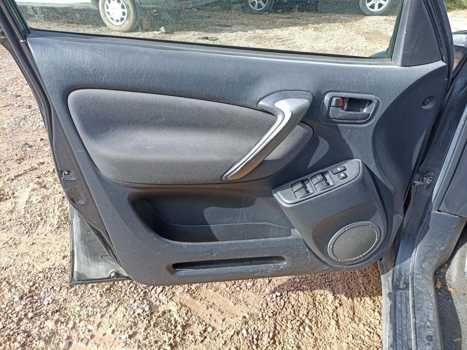 Capô Toyota Rav4
