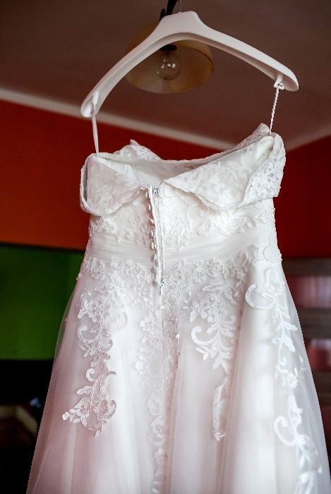 Suknia Ślubna Agnes Love Collection