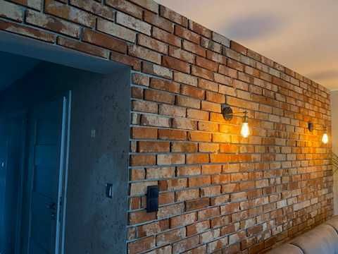 Cegła cięta lico równe płytki