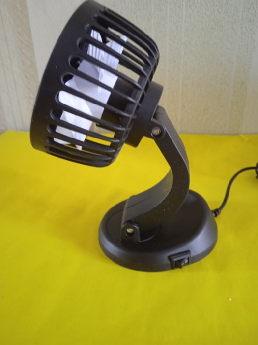 Вентилятор для авто і дому.