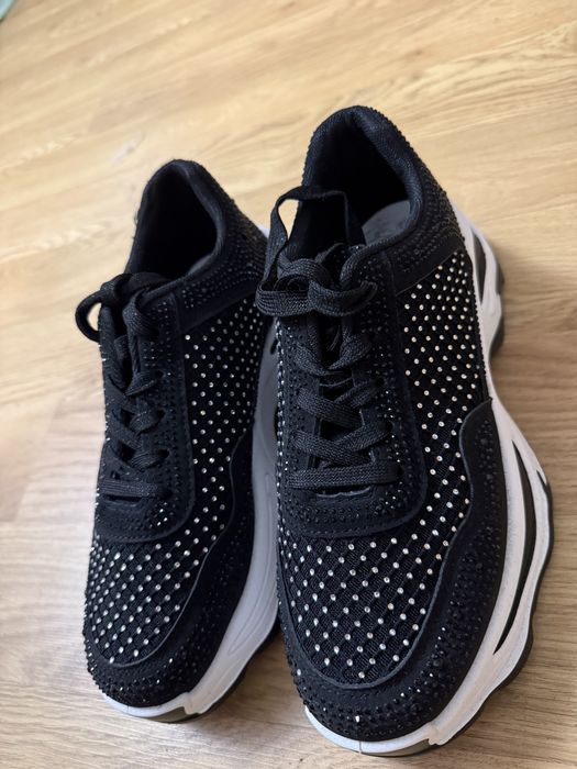 NOWE sneakersy z kryształkami – rozmiar 39