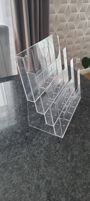 Stojak na ulotki A4 4-12 kieszeni