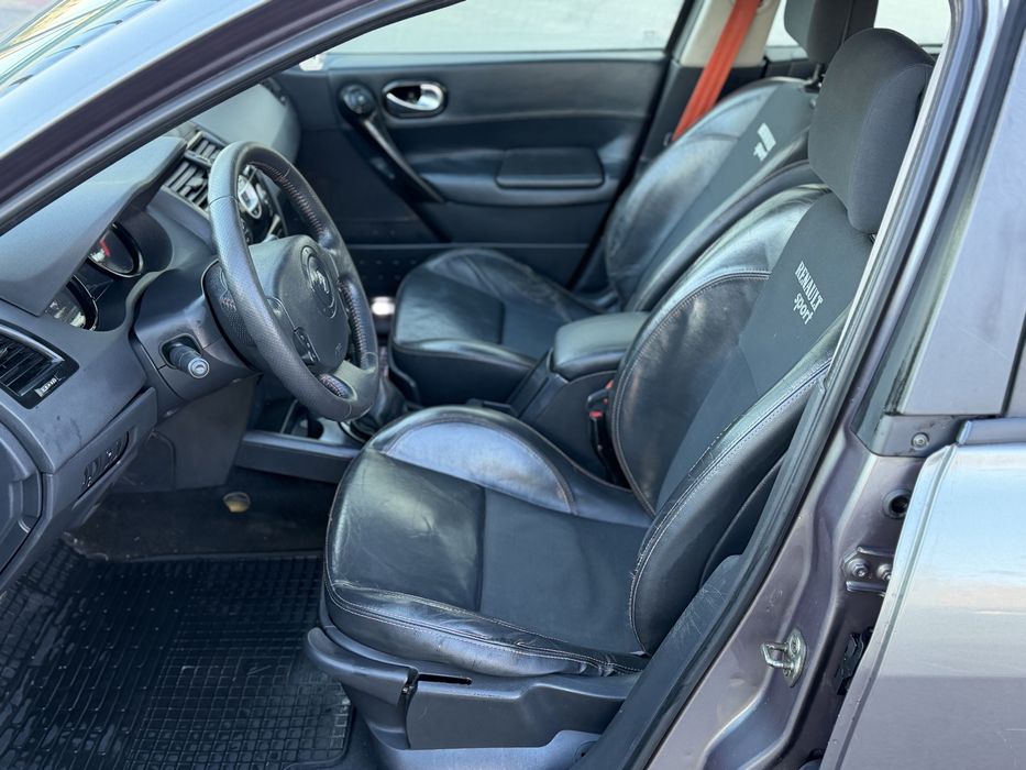 Продам Мєгана 250 л.с.