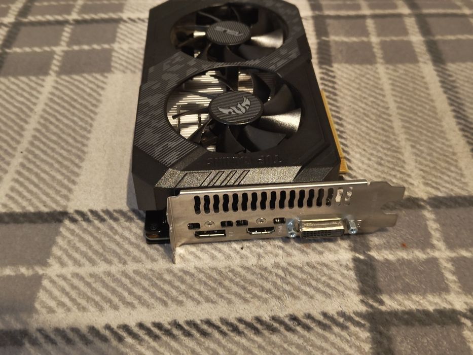 Nvidia GeForce GTX 1650 Asus tuf