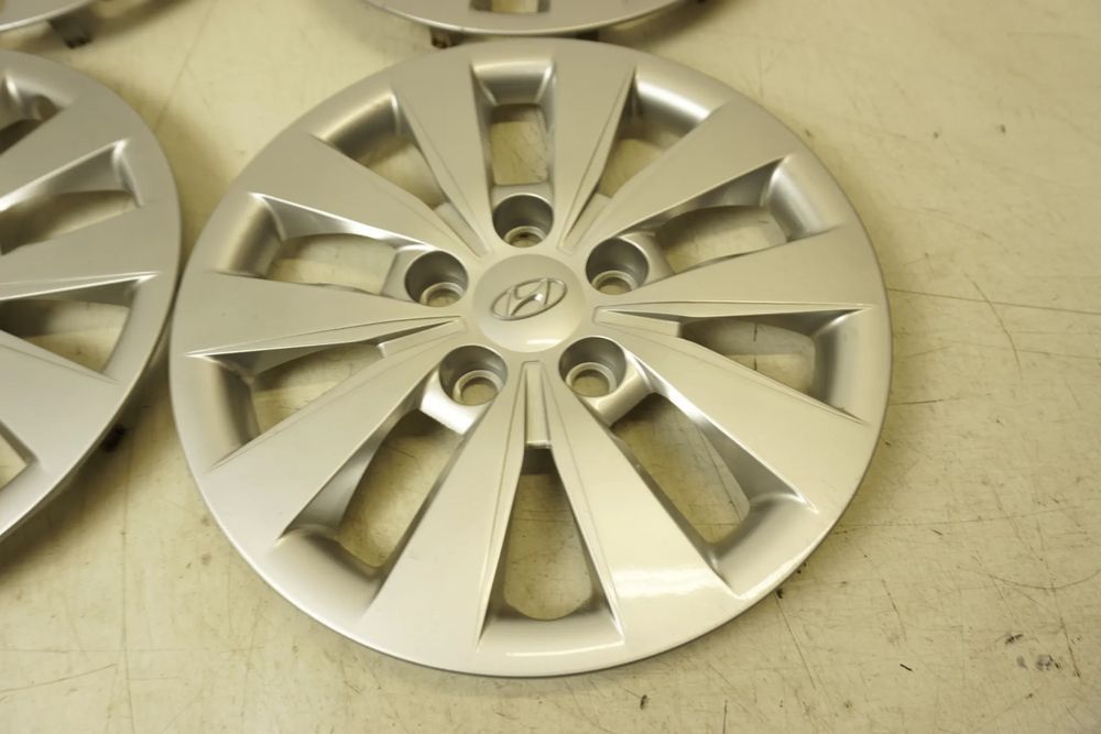 kołpaki dekle 15 hyundai  oryginał
