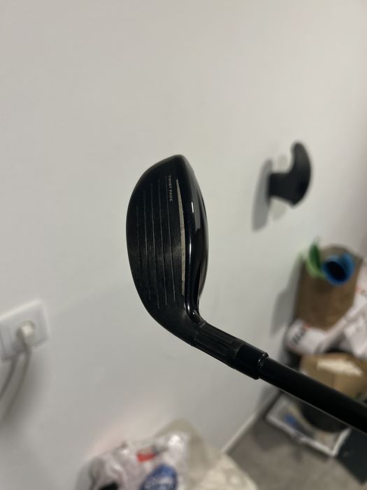 Hybrid 19 graus vareta stiff Taylor Made Stealth