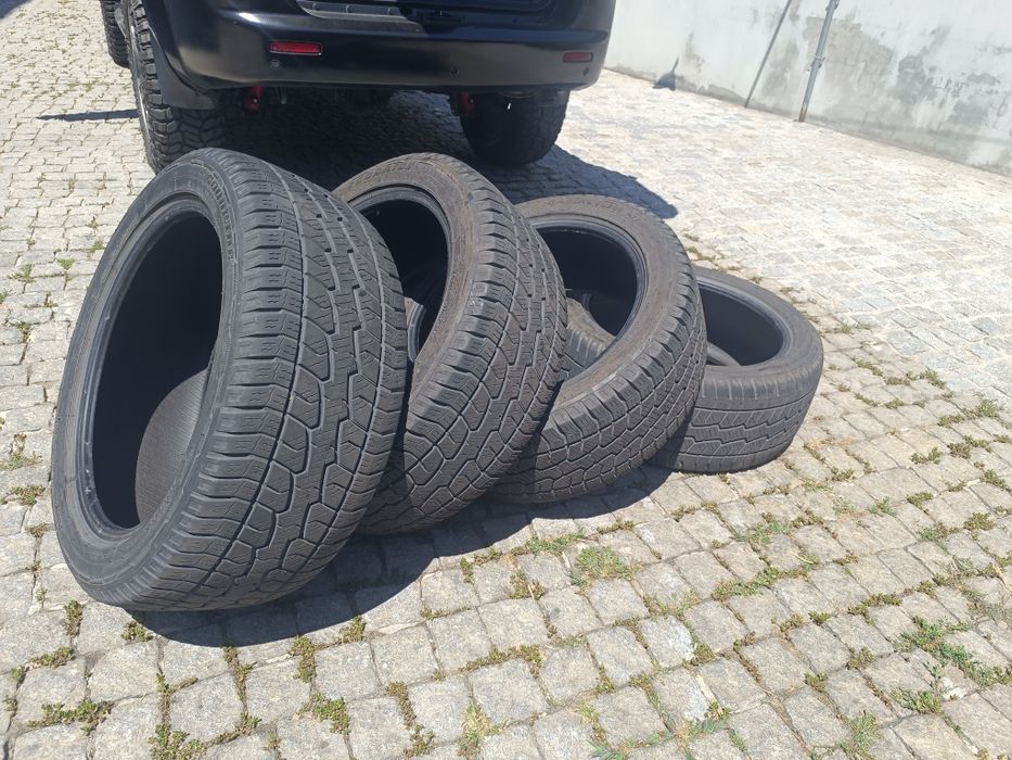 Vendo 4 pneus 275/45/20