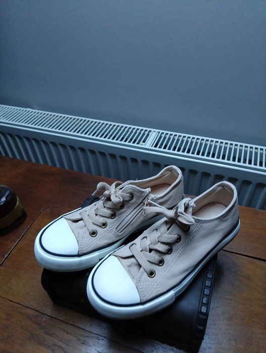 Sprzedam buty damskie 32