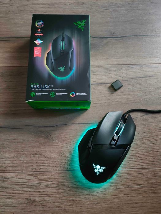 Mysz Razer Basilisk V3 - chroma RGB - HyperScroll