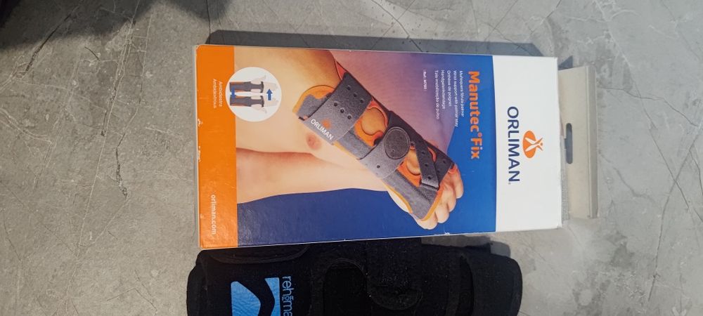 Zestaw dwóch ortez nadgarstka