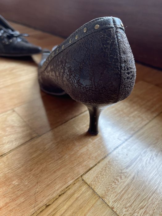 Sapatos Hellius 37 como novos