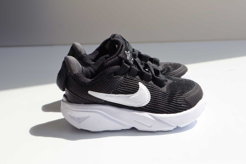 Дитячі кросівки Nike Star Runner 21 розмір оригінал