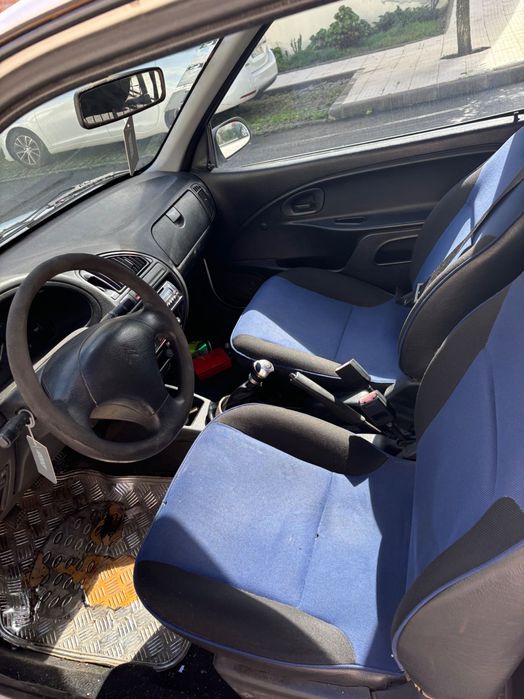 Citröen saxo do ano 2000