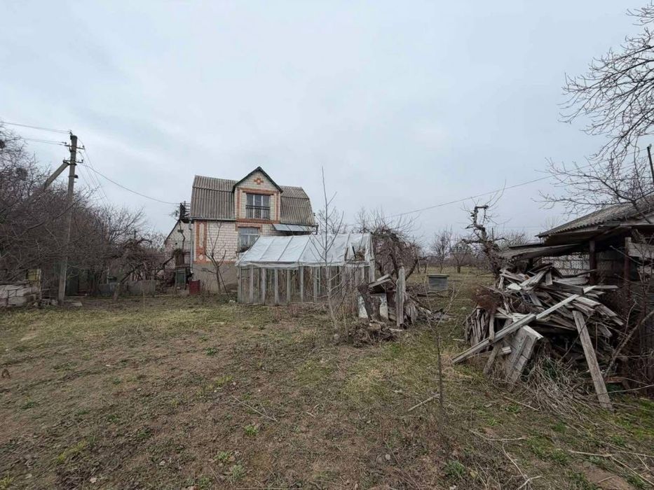 Продаж земельної ділянки 18 сотки  + дача