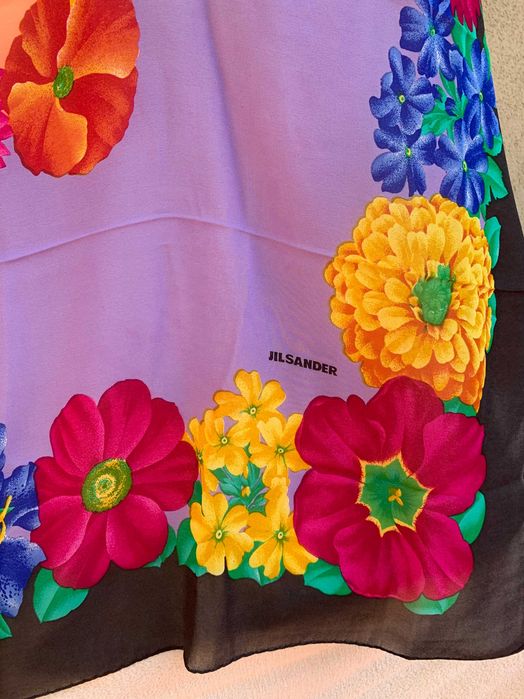 Jil Sander , 100 % Silk, 140/140 cm niepowtarzalna jedwabna chusta