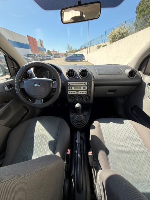 Ford Fiesta 1.4 Gasolina