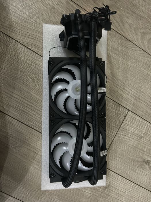 Chlodzenie wodne ENDORFY Navis F240 ARGB