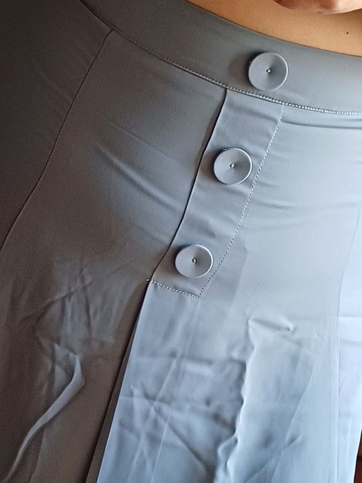 Saia midi com forro azul T36