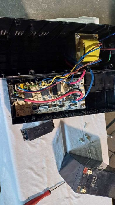 UPS Eaton 5E (SEM Battery)64752239792129124