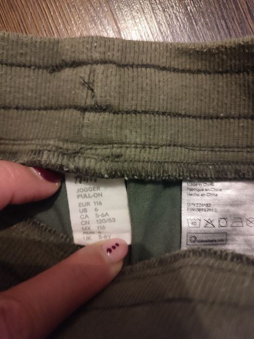 Джинси кольору хакі на хлопчика 5-6 років, 116 см